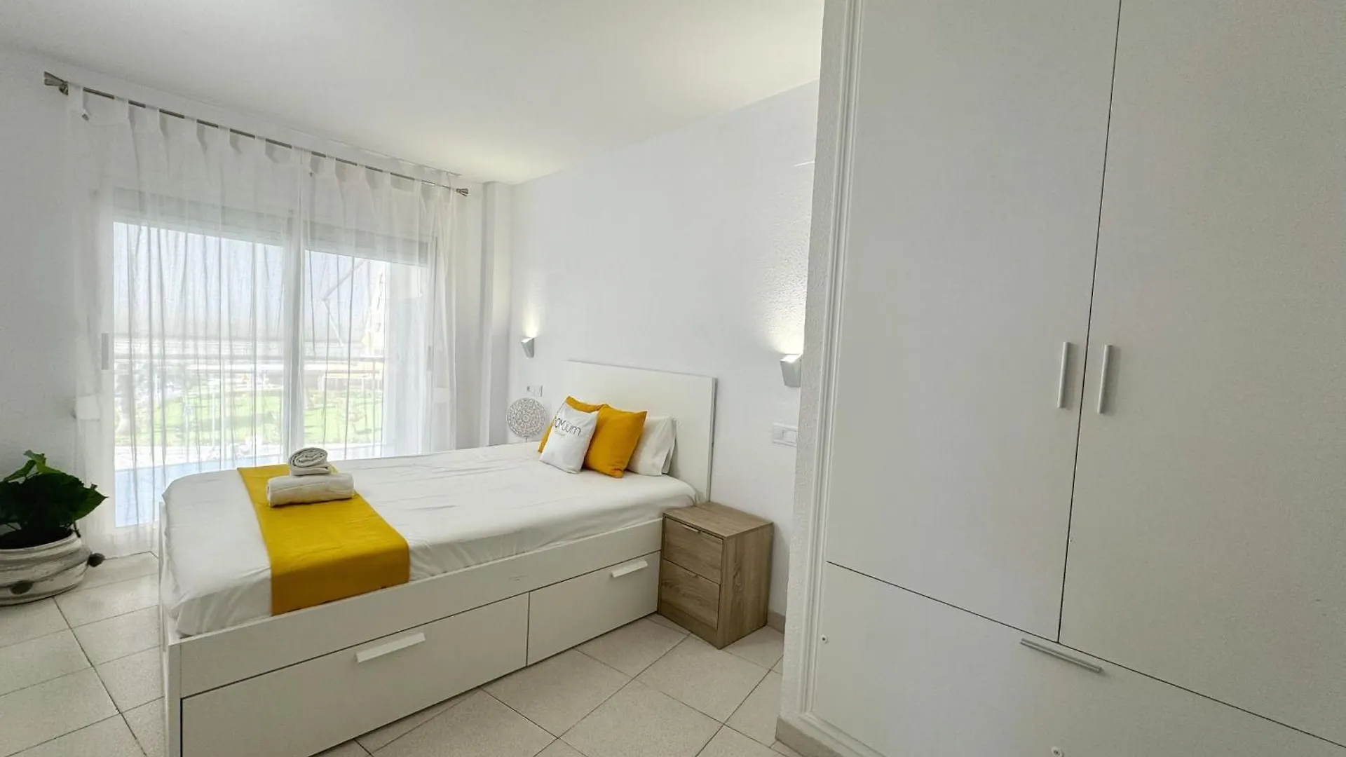 Domuum Holidays - Royal Salou Spain